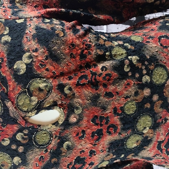 ❤️6 items for $25 sale!!❤️ French Laundry Shimmer Keyhole Blouse EUC - Picture 2 of 5